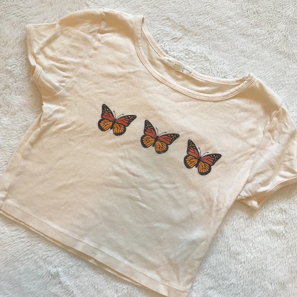 Urban Outfitters Short Sleeve Butterfly Tee